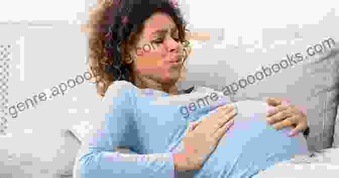 A Pregnant Woman Practicing Relaxation Techniques During Labor Daily Affirmations For A Positive Pregnancy And Birth: Achieve Calm And Inner Strength As You Bond With Your Baby And Prepare For A Relaxing Birth Experience